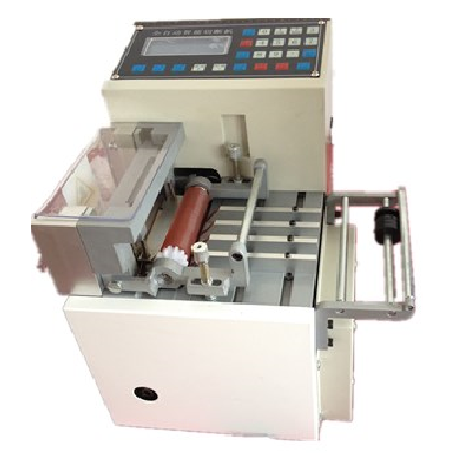 Microcomputerized tube cutting machine